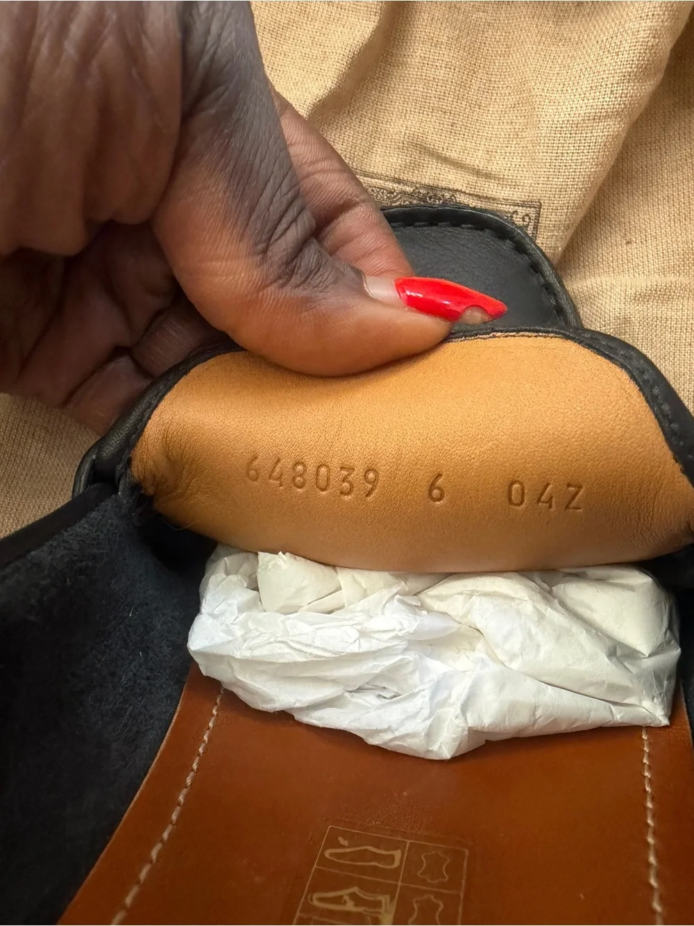 Gucci unisex leather